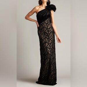 Tadashi Shoij CARAWAY ONE SHOULDER LEAF MOTIF GOWN CGT23478L NWT